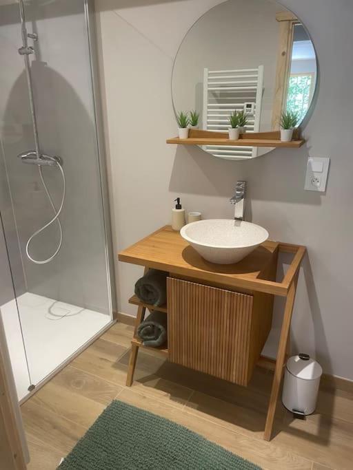 Jacuzzi En Foret L'Esperou 外观 照片