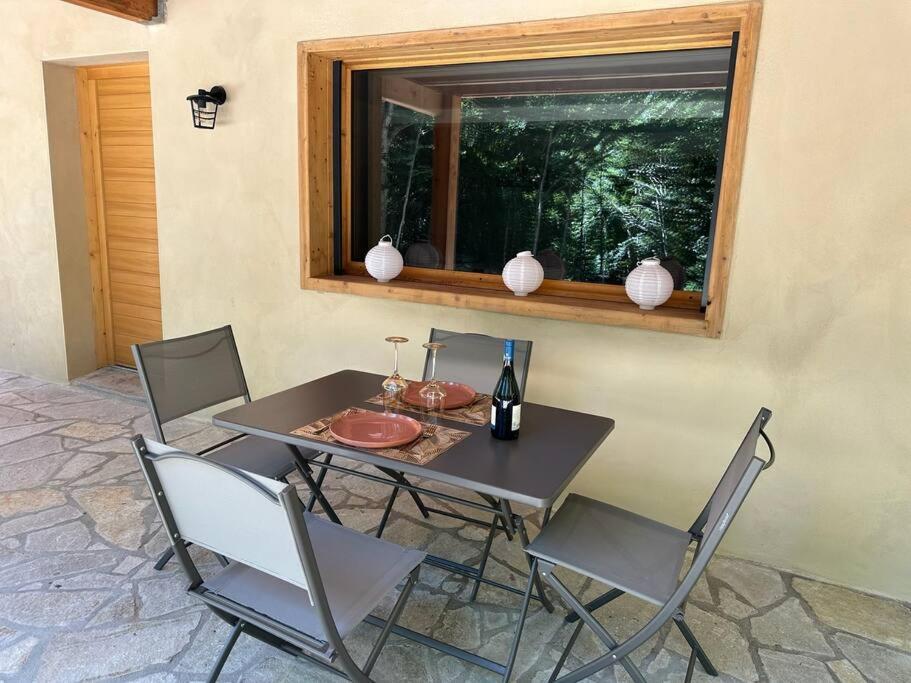 Jacuzzi En Foret L'Esperou 外观 照片